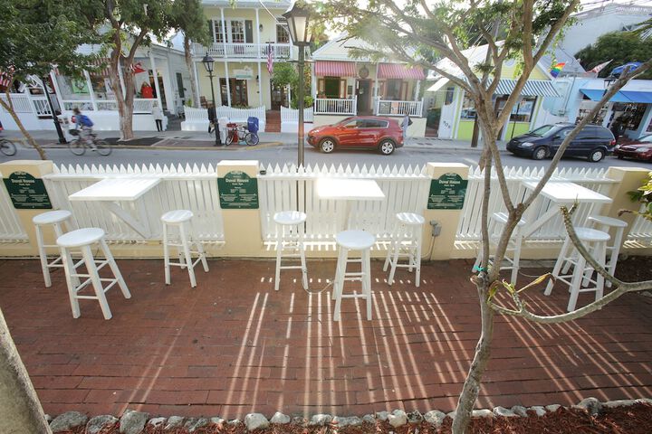 Terrace/Patio 43 of 112
