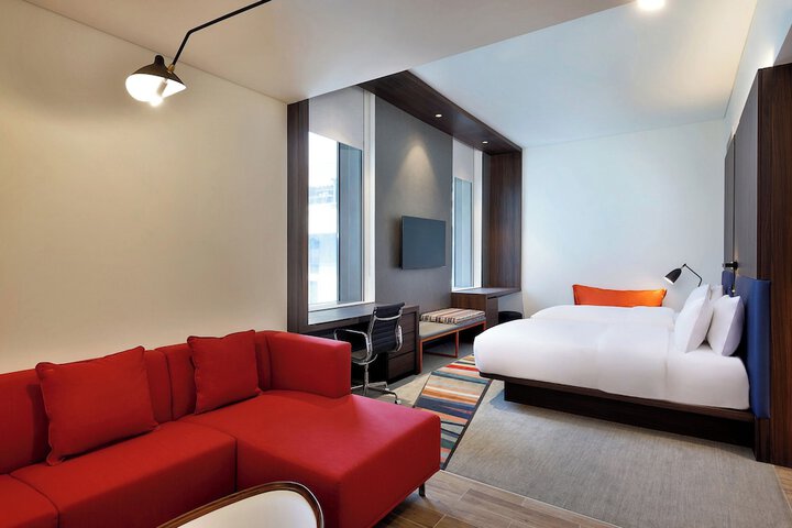 Room 11 of 41