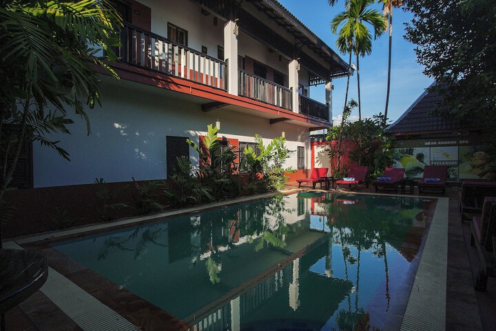 Pool 27 of 61