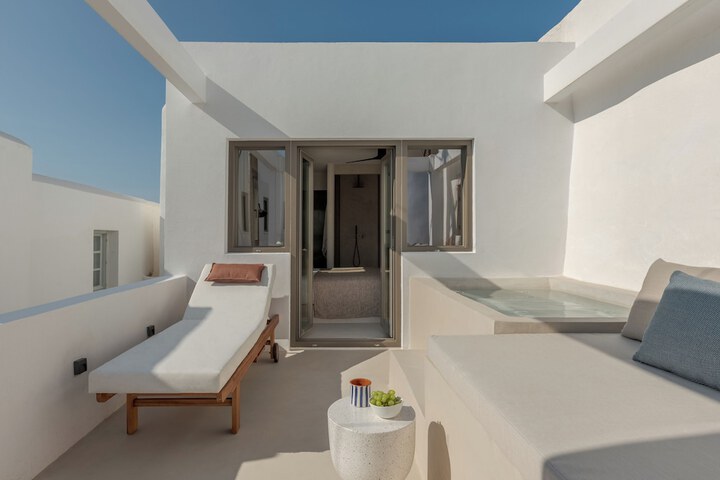 Terrace/Patio 18 of 19