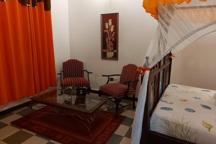 Room 19 of 43