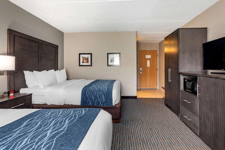 2 Queen Beds Connecting Rooms 1st Floor (4 of 9)