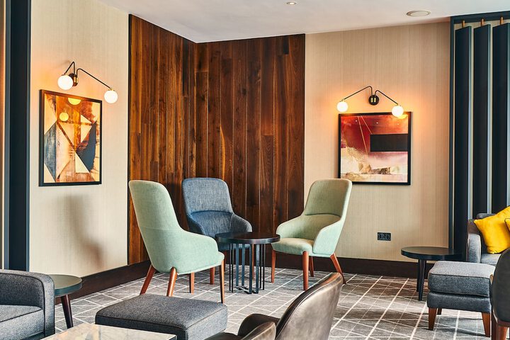 Guest Lobby