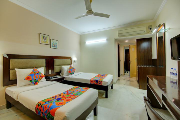 Room 8 of 41