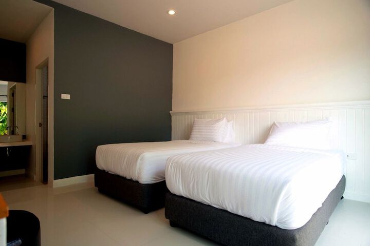 Room 3 of 26
