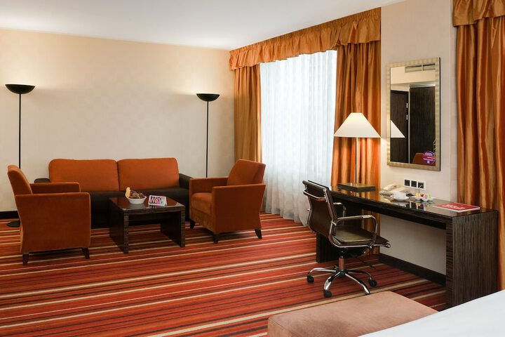 Room 20 of 64