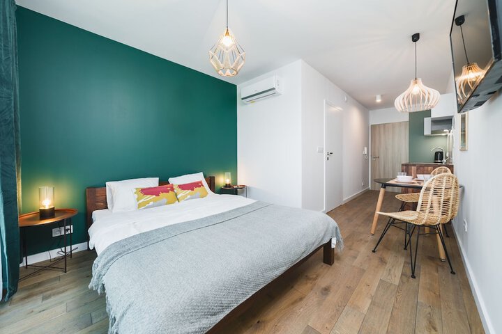 Room 46 of 111