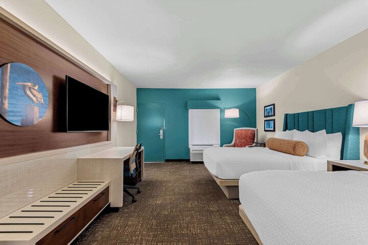 Room 13 of 44