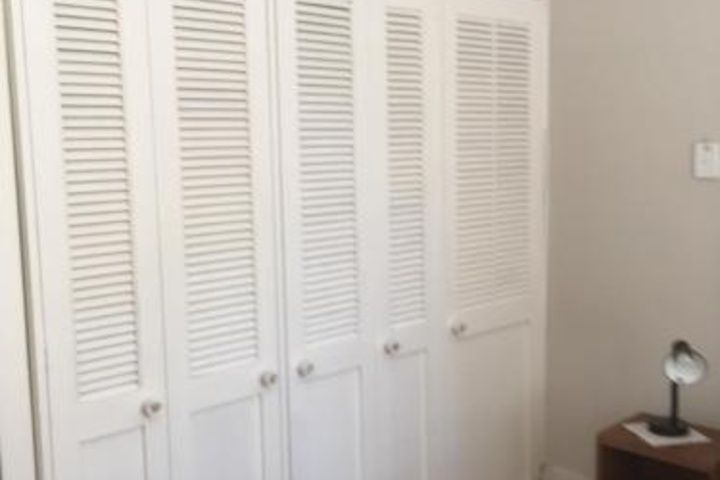 Room 3 of 9