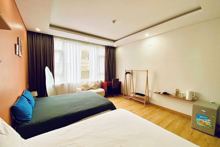 Room 13 of 31