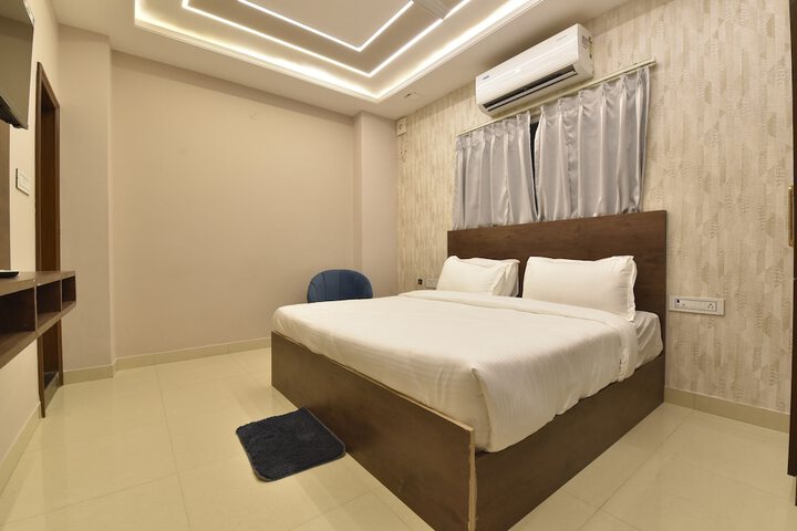 Room 20 of 33