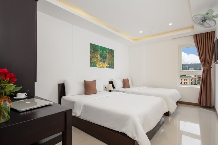 Room 22 of 45