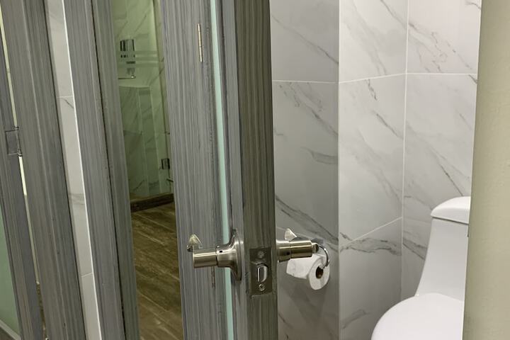 Room 46 of 58
