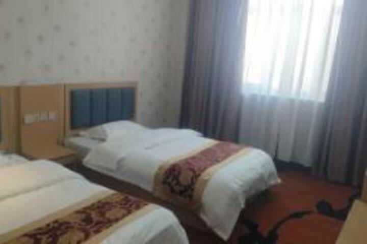 Room 10 of 10