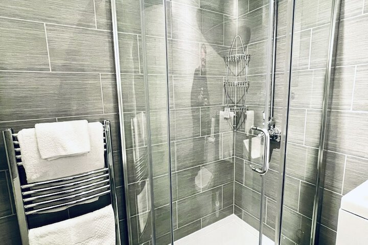Room 42 of 54