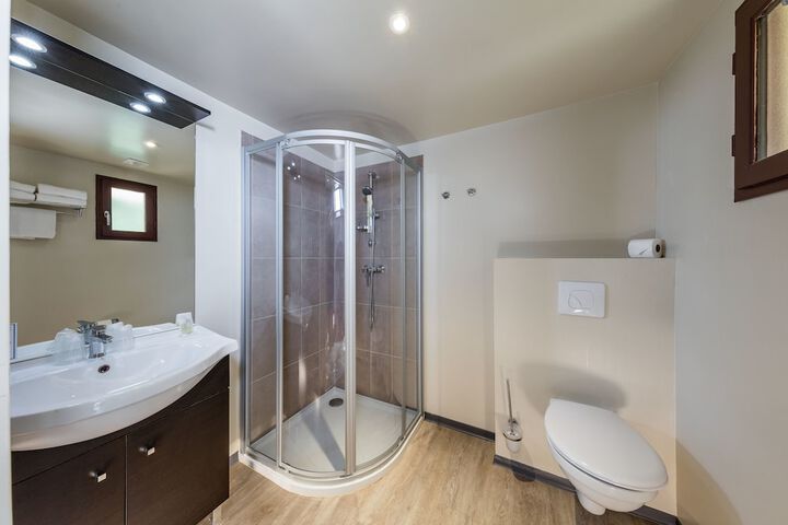 Bath Interior