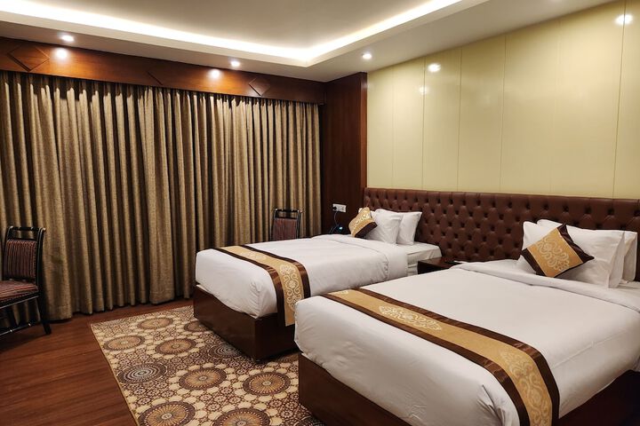 Room 10 of 43