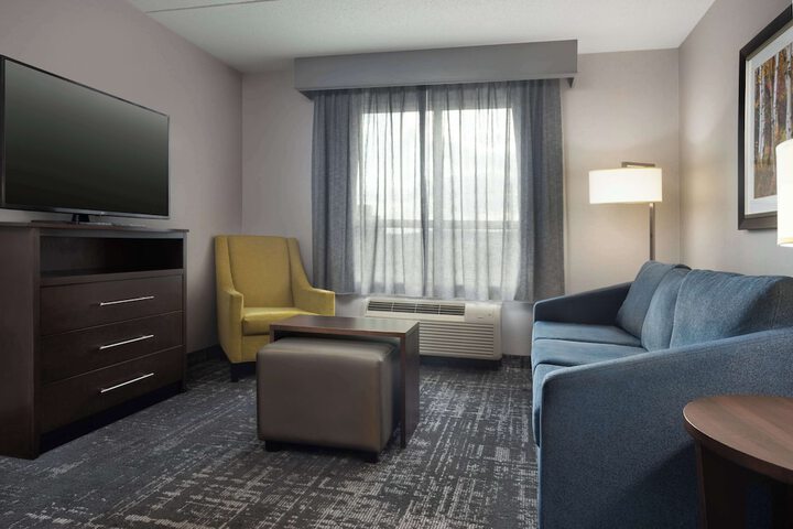 1 King Bed Studio Suite (11 of 22)