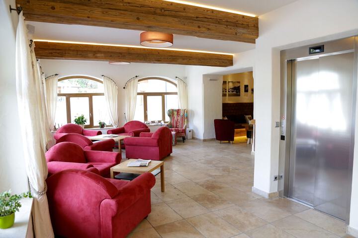 Hotel Interior 7 of 46