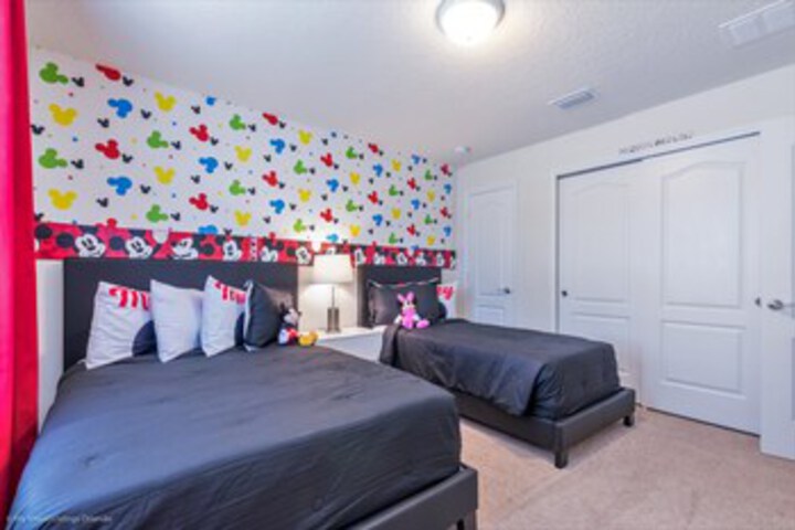 Room 158 of 199