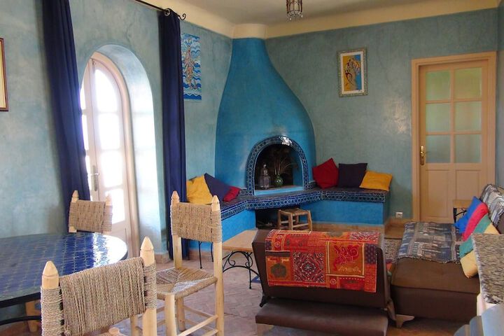 Room 7 of 14