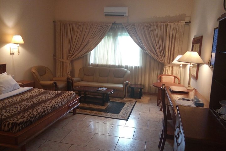 Room 5 of 35
