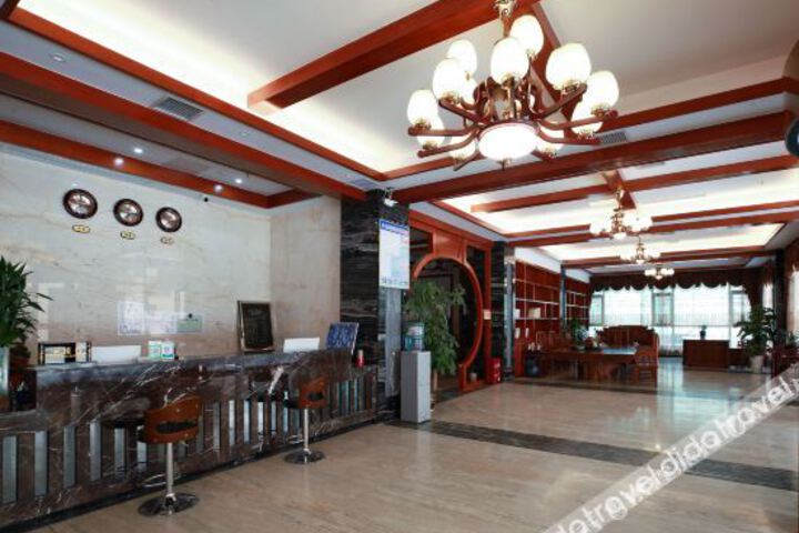 Hotel Interior 20 of 38