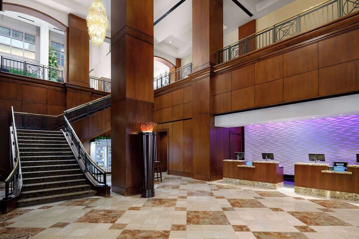 Concierge desk
