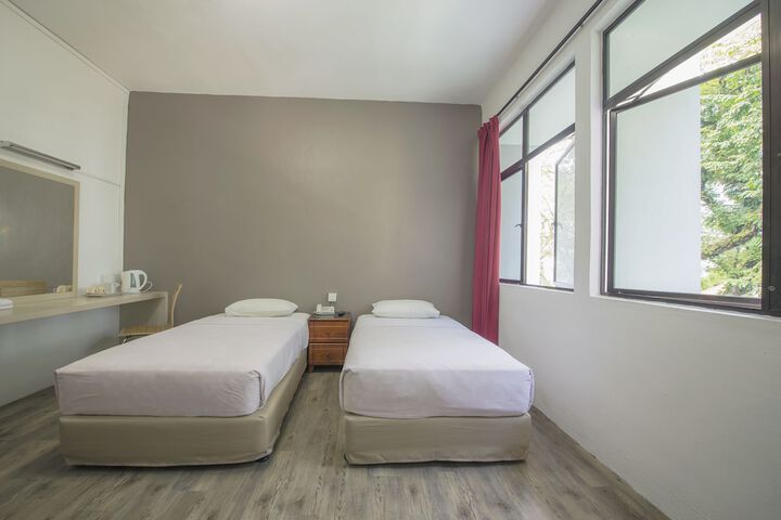 Room 7 of 52