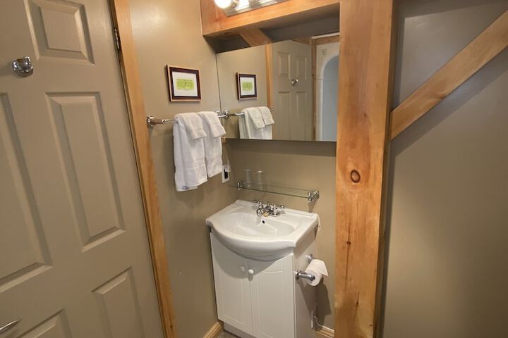 Room 26 of 48