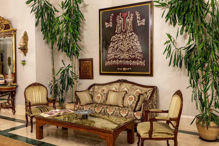 Guest Lobby