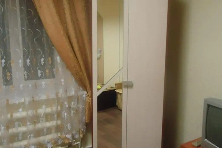 Room 7 of 15