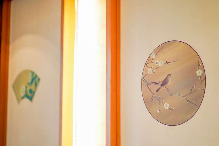 Room 6 of 22