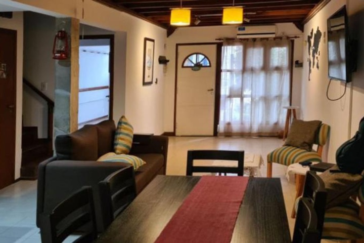 Room 10 of 17