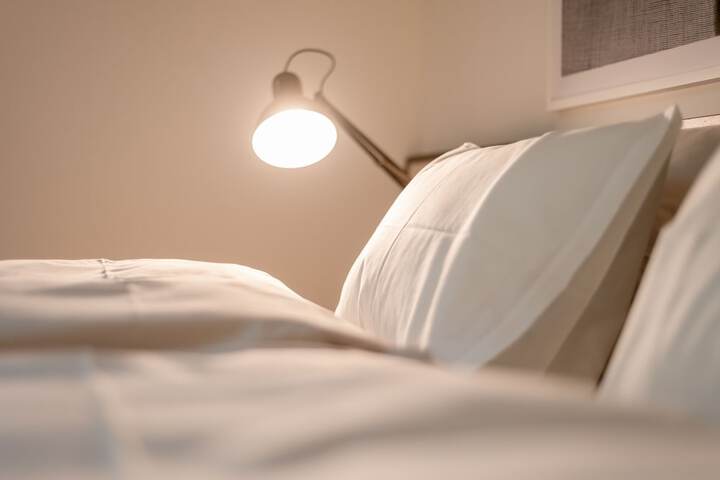 Room 16 of 37