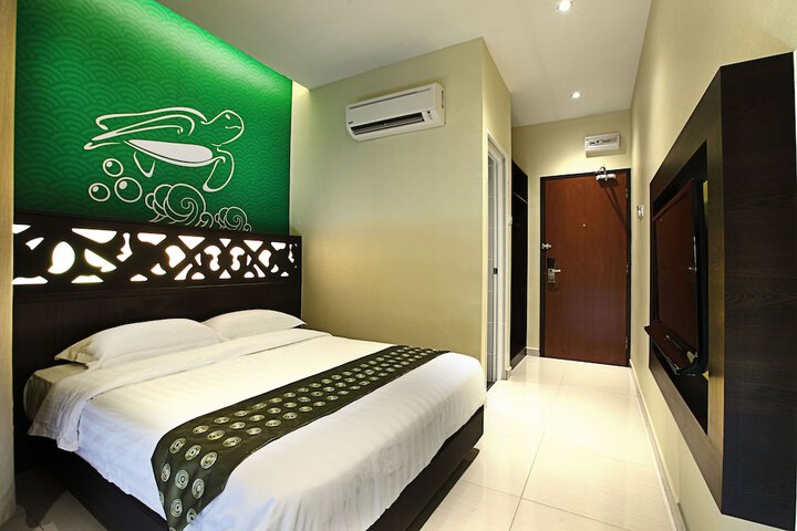 Room 27 of 41