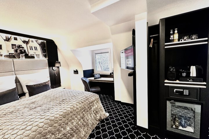 Room 62 of 194