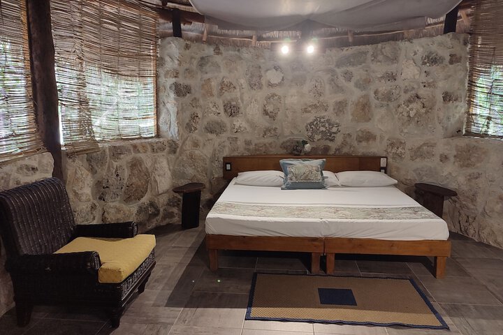 Room 68 of 121