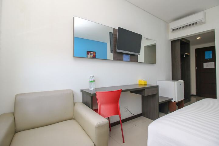 Room 14 of 26