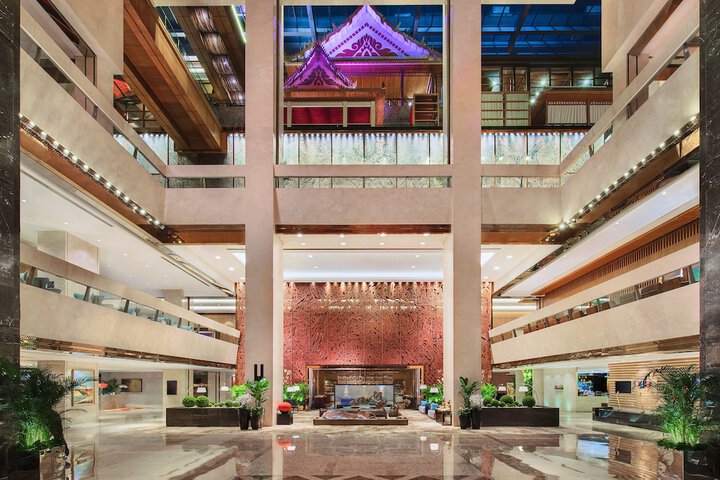 Guest Lobby