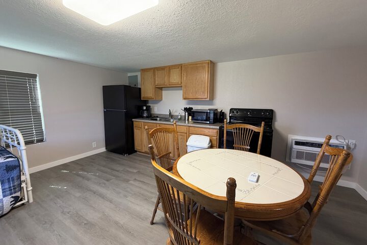 Room 20 of 37