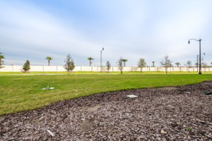 Property Grounds 52 of 77