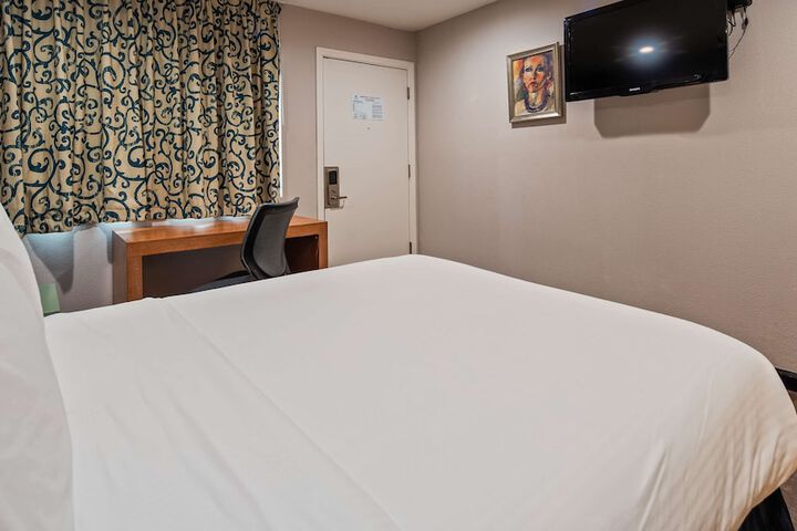 Room 31 of 50