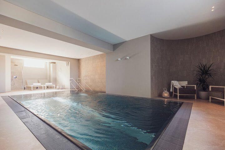 Pool 38 of 59