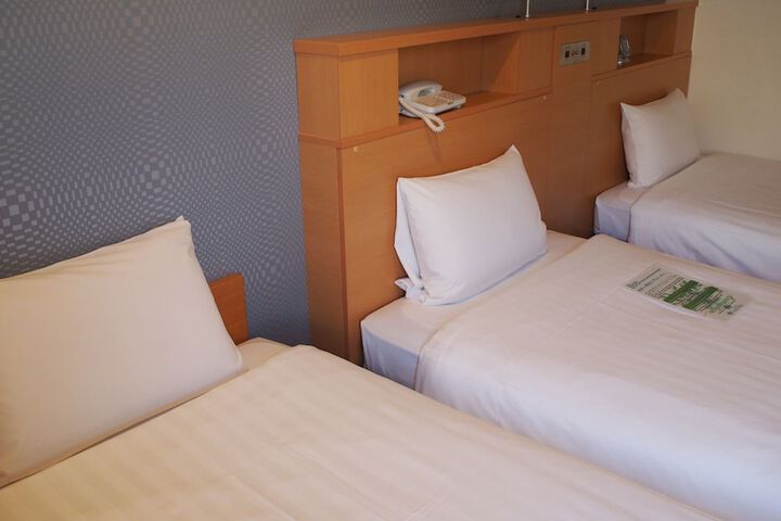 Room 7 of 51