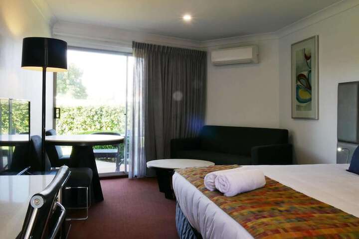 Room 26 of 37