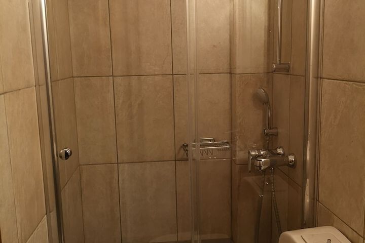 Room 19 of 54