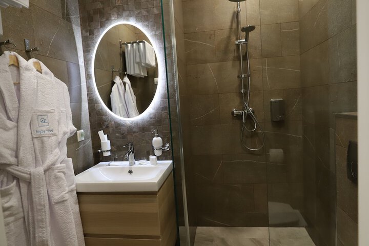 Room 20 of 30