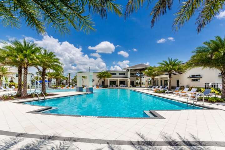 Pool 44 of 64