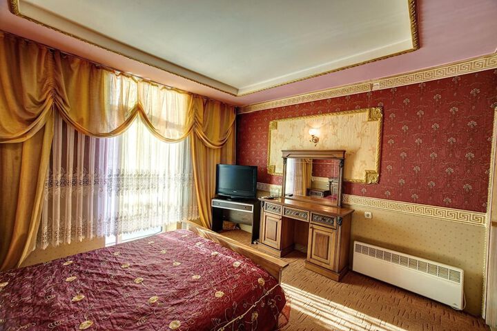 Room 21 of 45